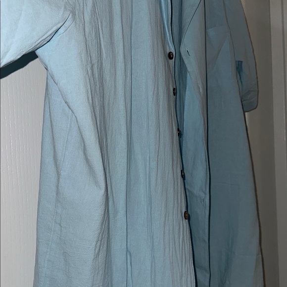 Men’s Light Blue Button-Up Shirt size XL - Picture 3 of 7